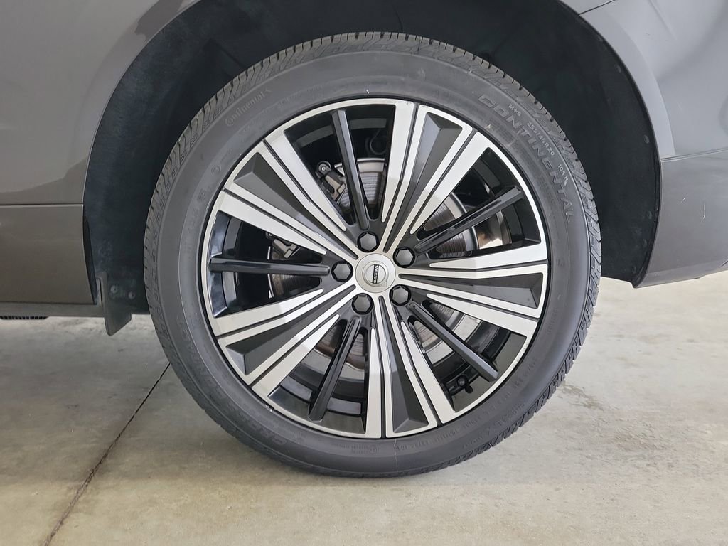 Used 2023 Volvo XC60 T8 Plus w/ Protection Package AWD/4WD image 12