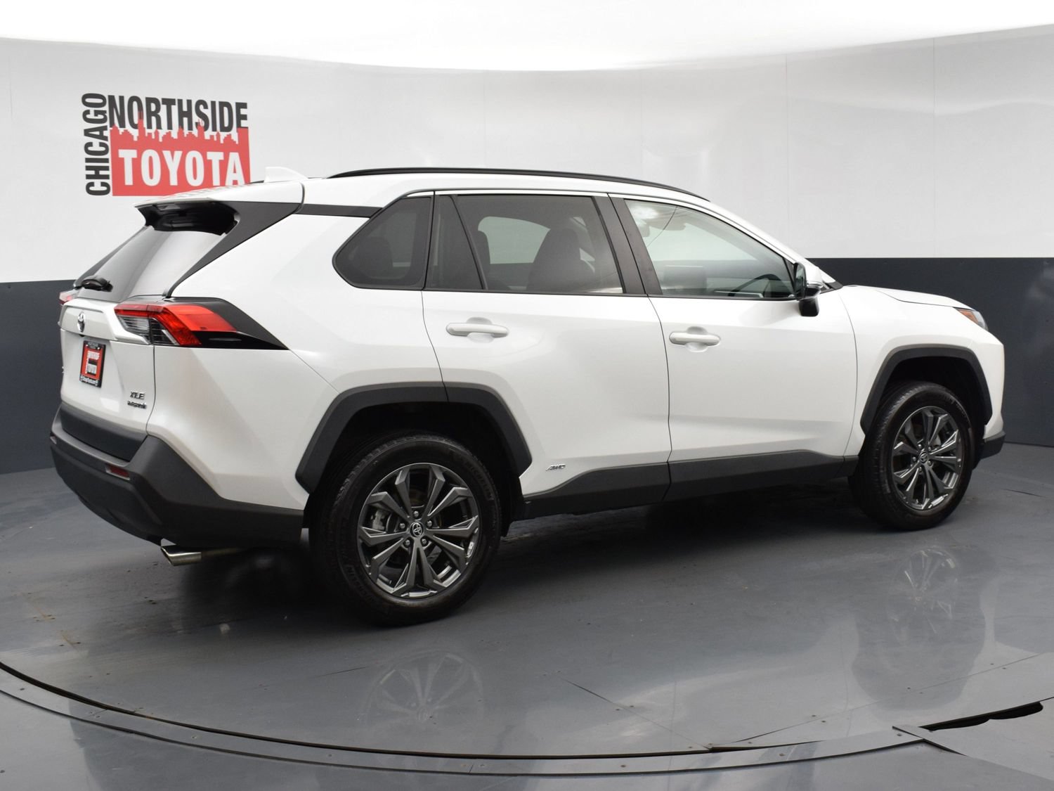 Used 2024 Toyota RAV4 XLE Premium w/ Weather Package AWD/4WD image 4
