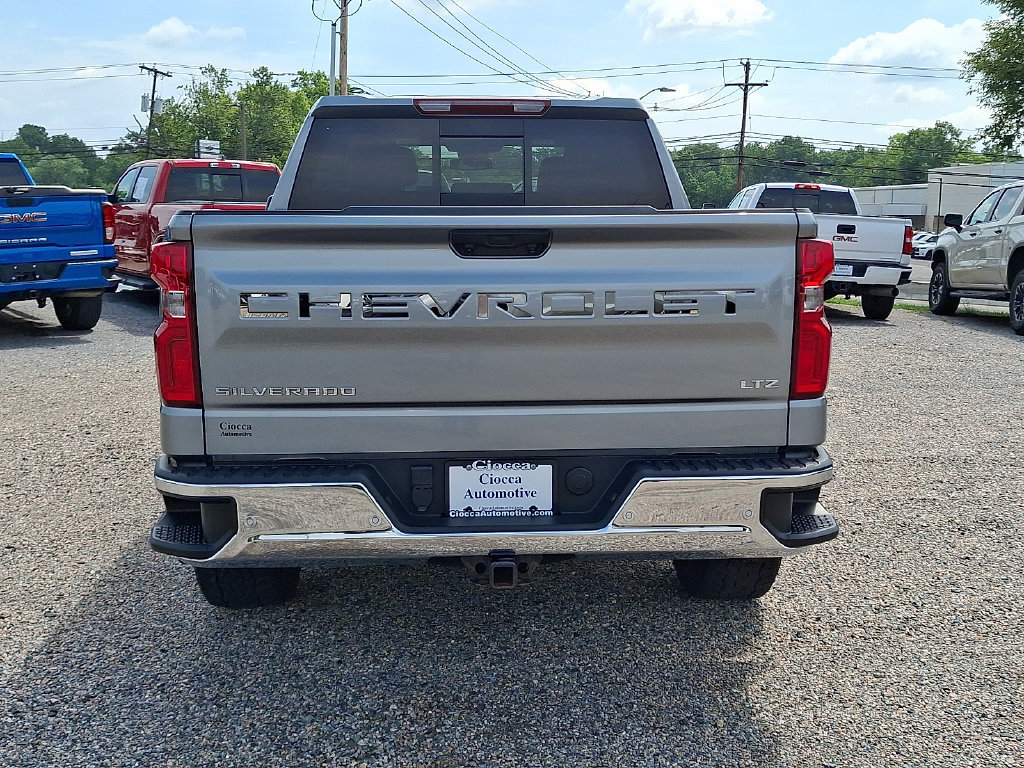Used 2024 Chevrolet Silverado 1500 LTZ w/ LTZ Convenience Package II AWD/4WD image 8