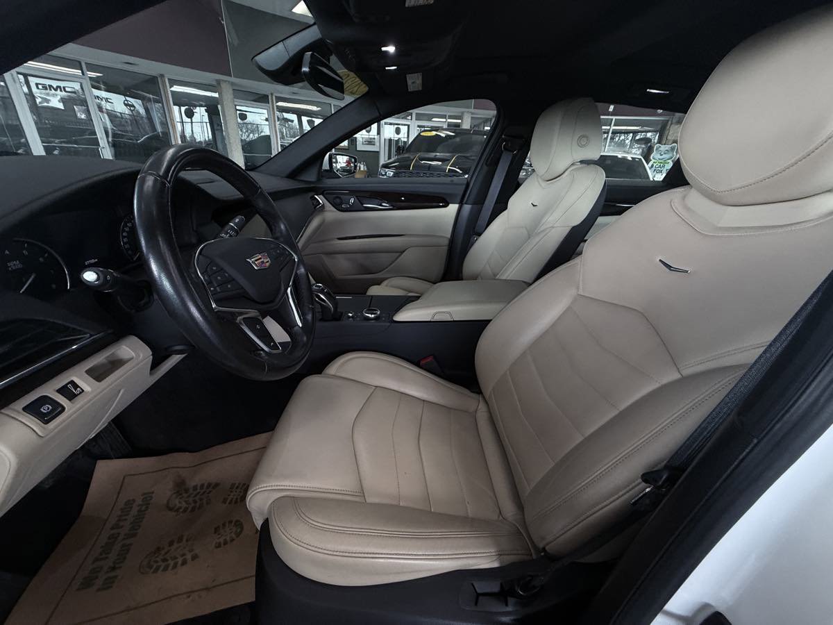 Used 2020 Cadillac CT6 Luxury image 24