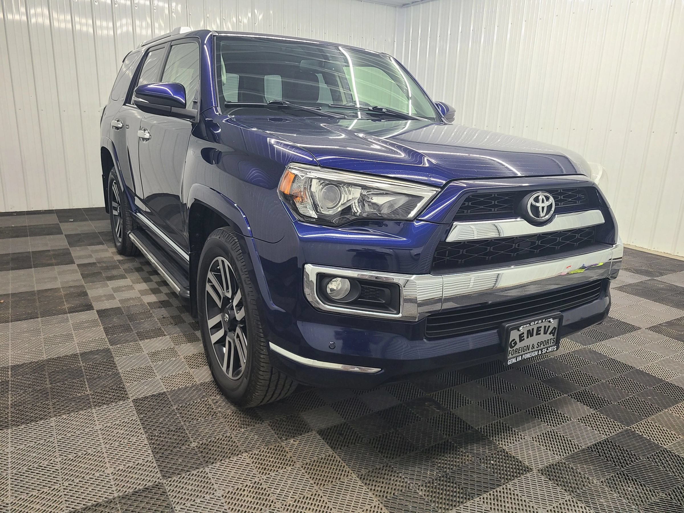 Used 2018 Toyota 4Runner Limited AWD/4WD image 14