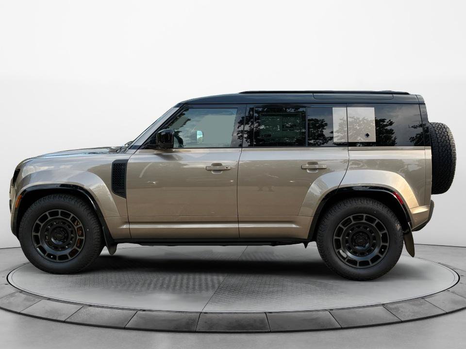 New 2026 Land Rover Defender 110 OCTA AWD/4WD image 4