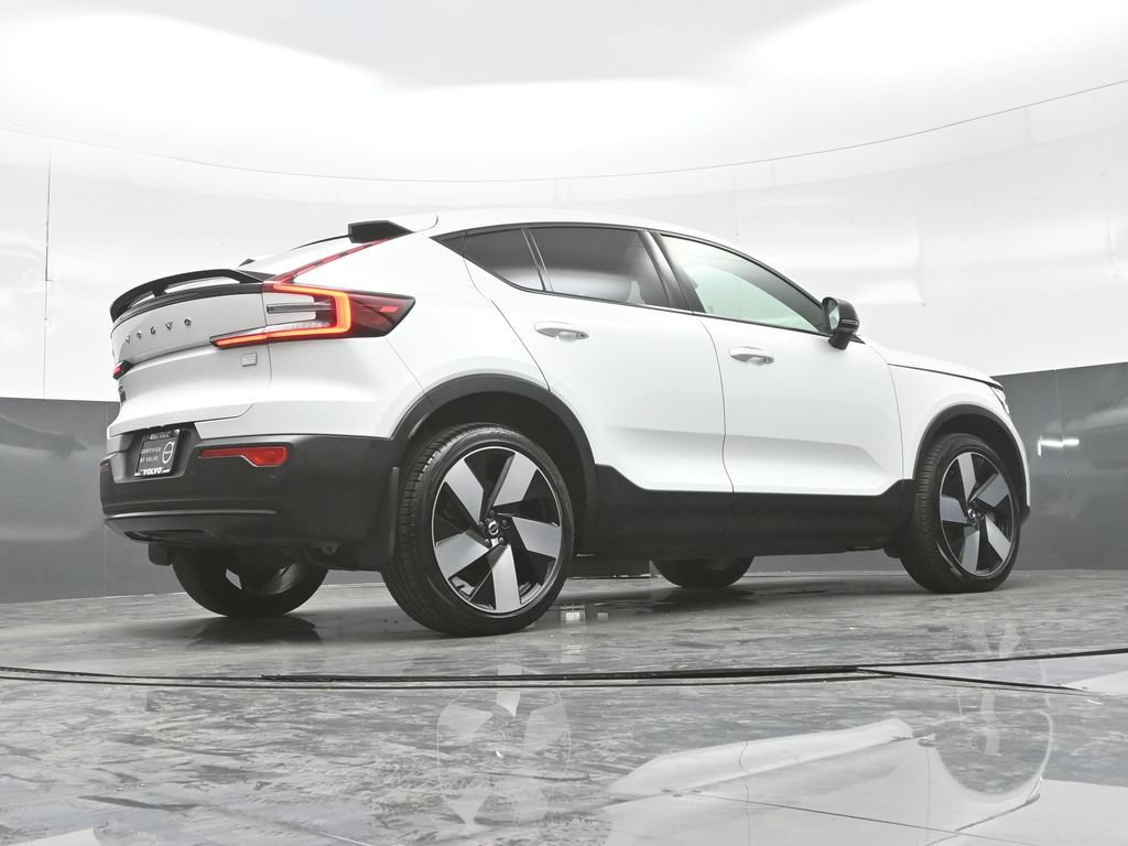 Used 2023 Volvo C40 P8 Recharge Ultimate AWD/4WD image 28