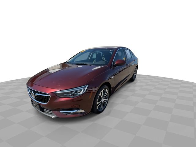 Used 2018 Buick Regal Essence w/ Driver Confidence Package #1 image 4