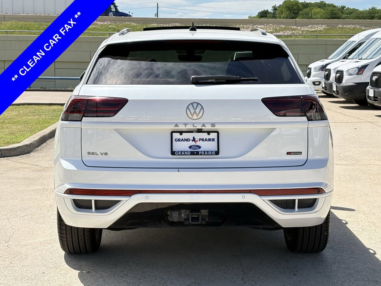Used 2022 Volkswagen Atlas Cross Sport SEL Premium R-Line AWD/4WD image 7