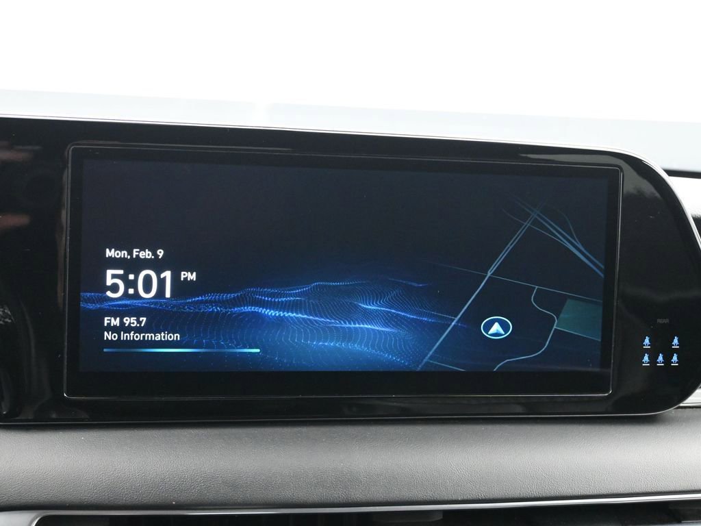 Used 2024 Hyundai Palisade Calligraphy image 36