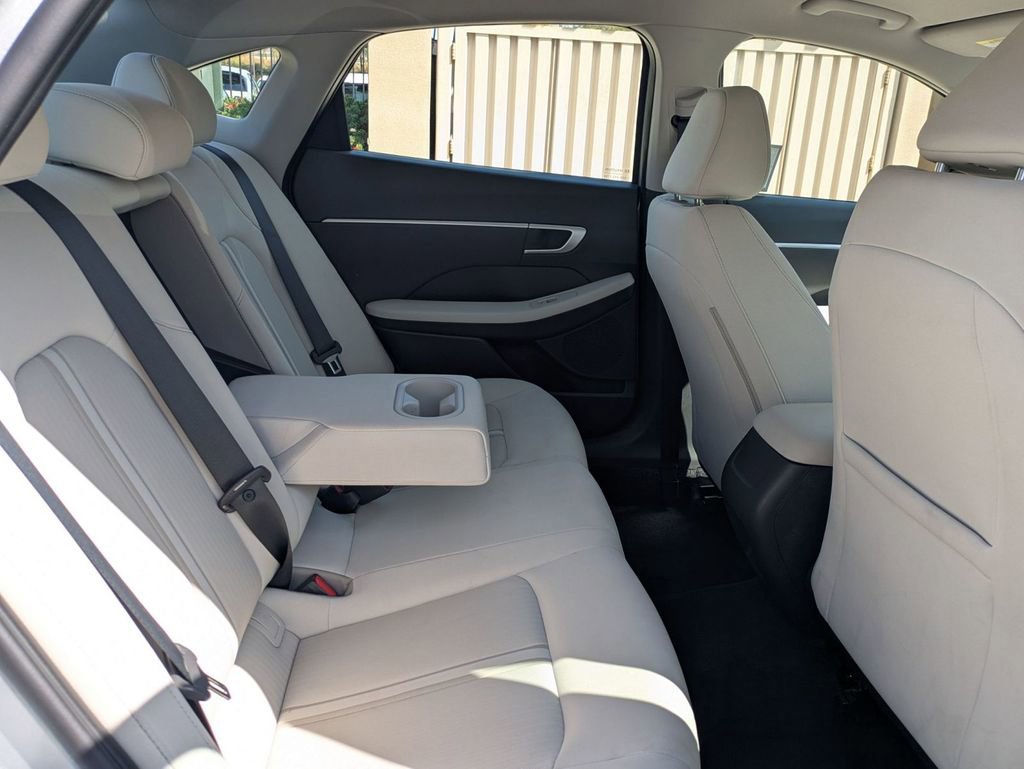 Certified 2025 Hyundai Sonata SEL image 29