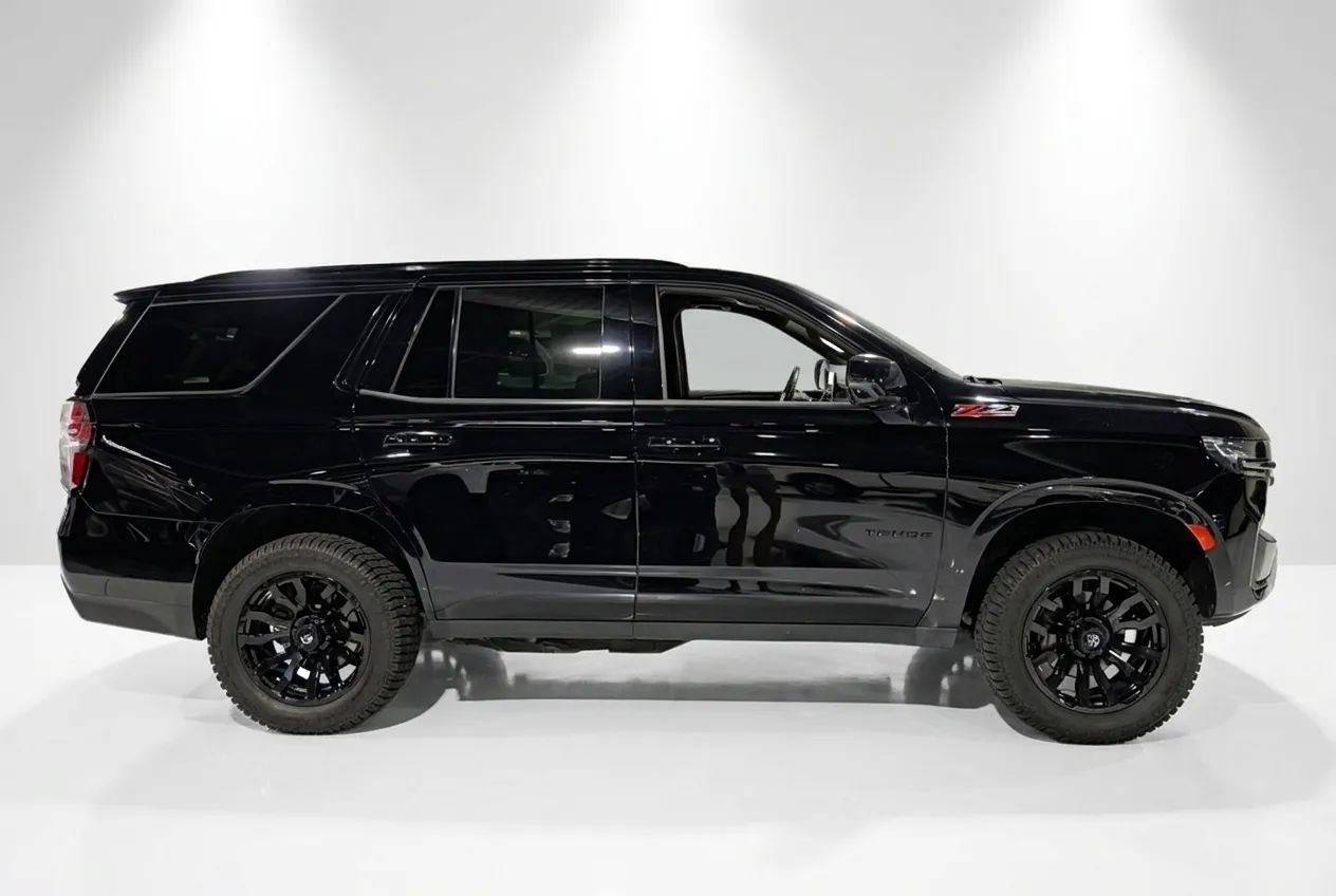 Used 2021 Chevrolet Tahoe Z71 w/ Z71 Off-Road Package AWD/4WD image 4