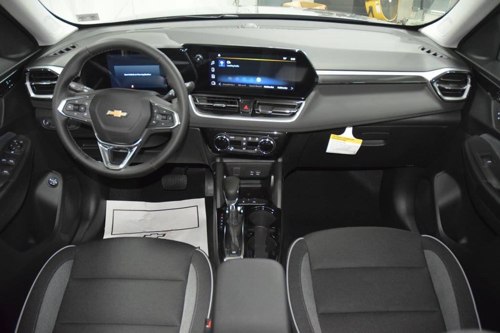 New 2026 Chevrolet TrailBlazer LT w/ Convenience Package FWD image 29