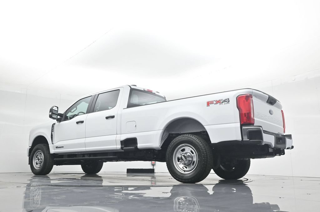 New 2026 Ford F350 XL w/ FX4 Off-Road Package AWD/4WD image 51