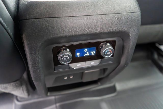 Used 2024 Chevrolet Traverse Z71 w/ Enhanced Driving Package image 17