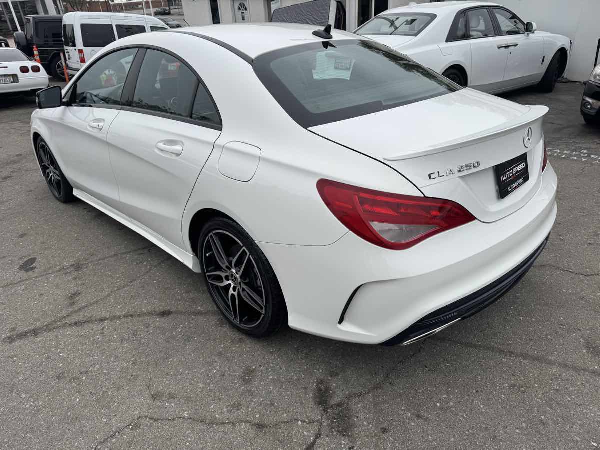 Used 2019 Mercedes-Benz CLA 250 image 4