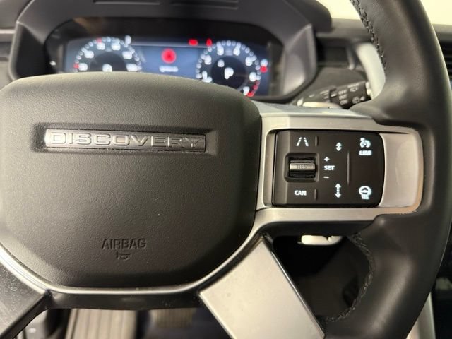 Used 2025 Land Rover Discovery S AWD/4WD image 19