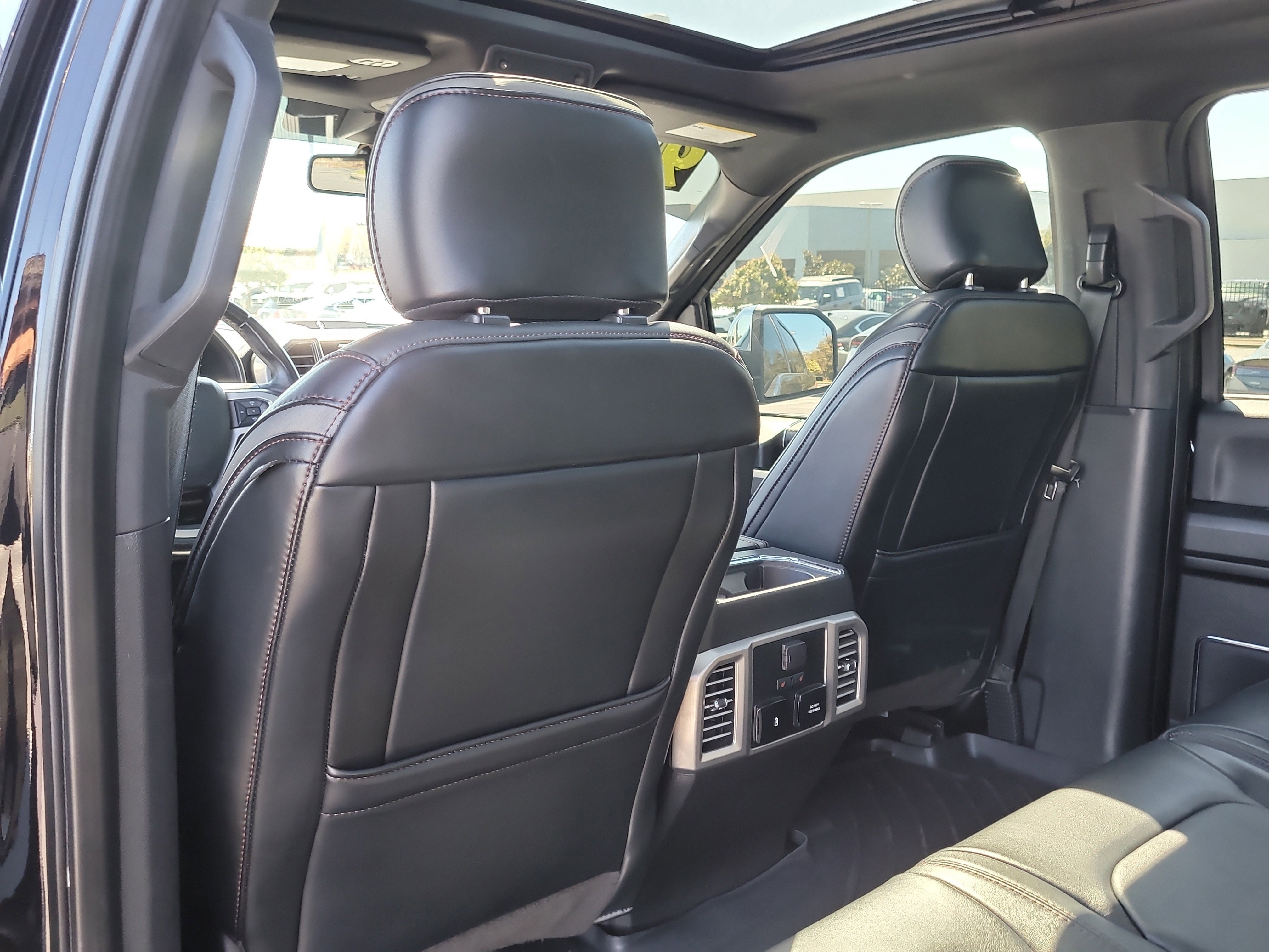 Used 2019 Ford F150 Platinum w/ Equipment Group 701A Luxury image 14