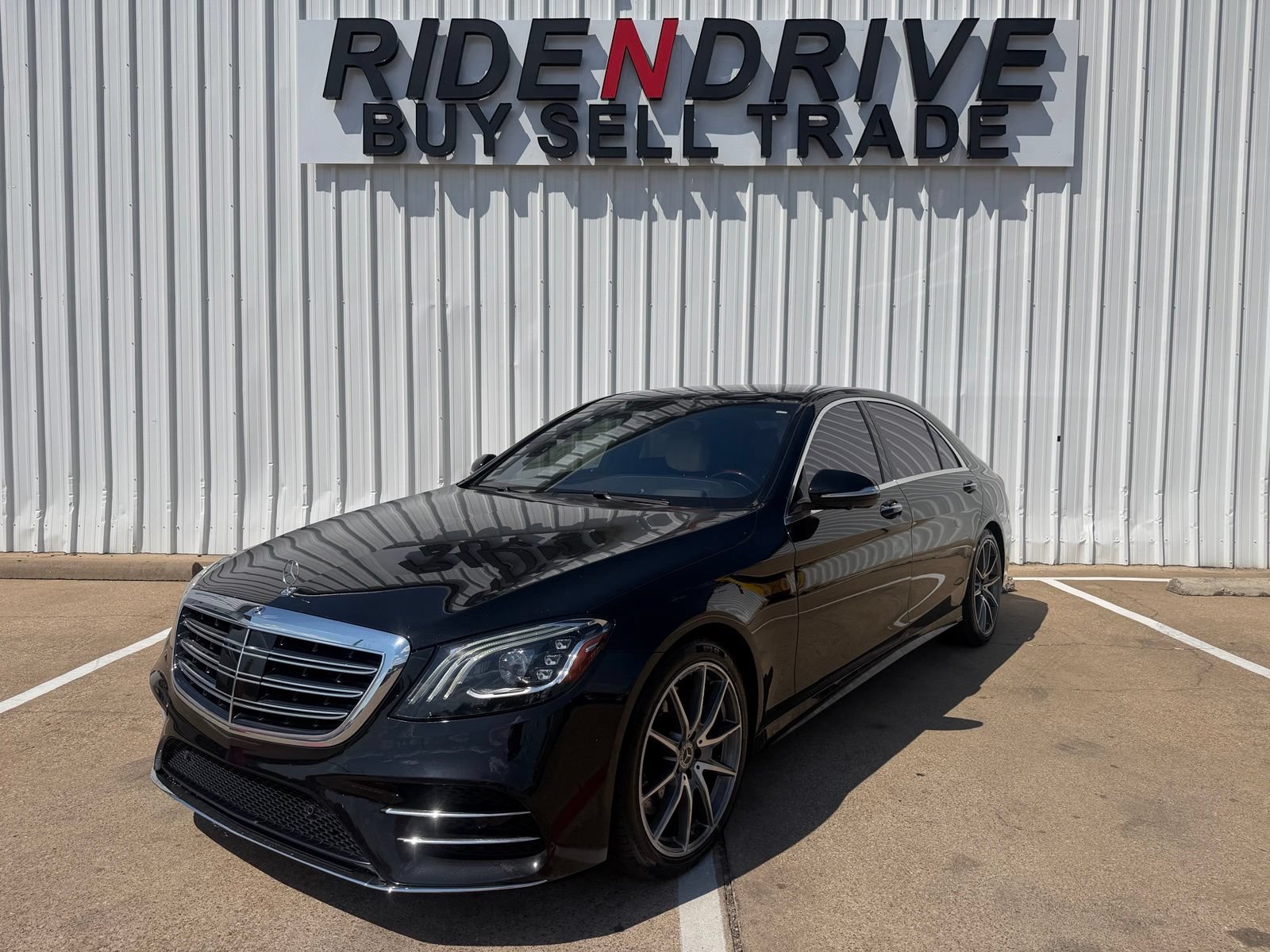 Used 2020 Mercedes-Benz S 560 Sedan image 1