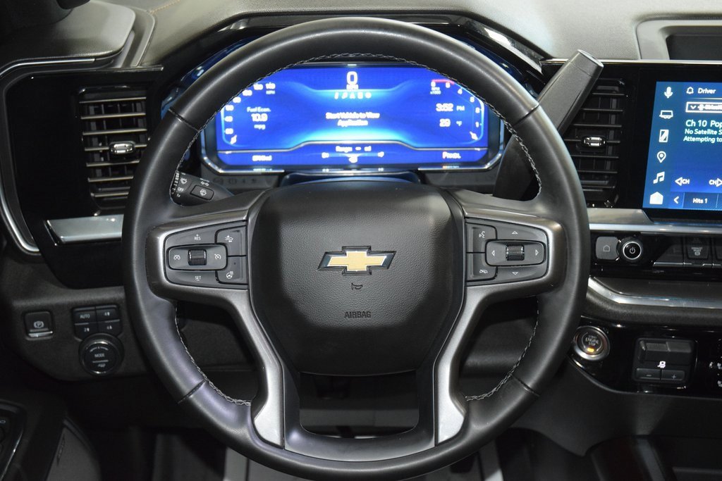 Used 2024 Chevrolet Silverado 2500 High Country image 37