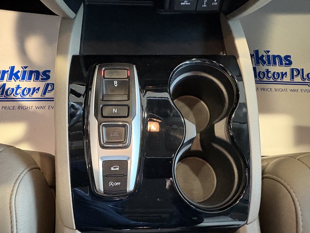 Used 2017 Honda Pilot Touring image 19