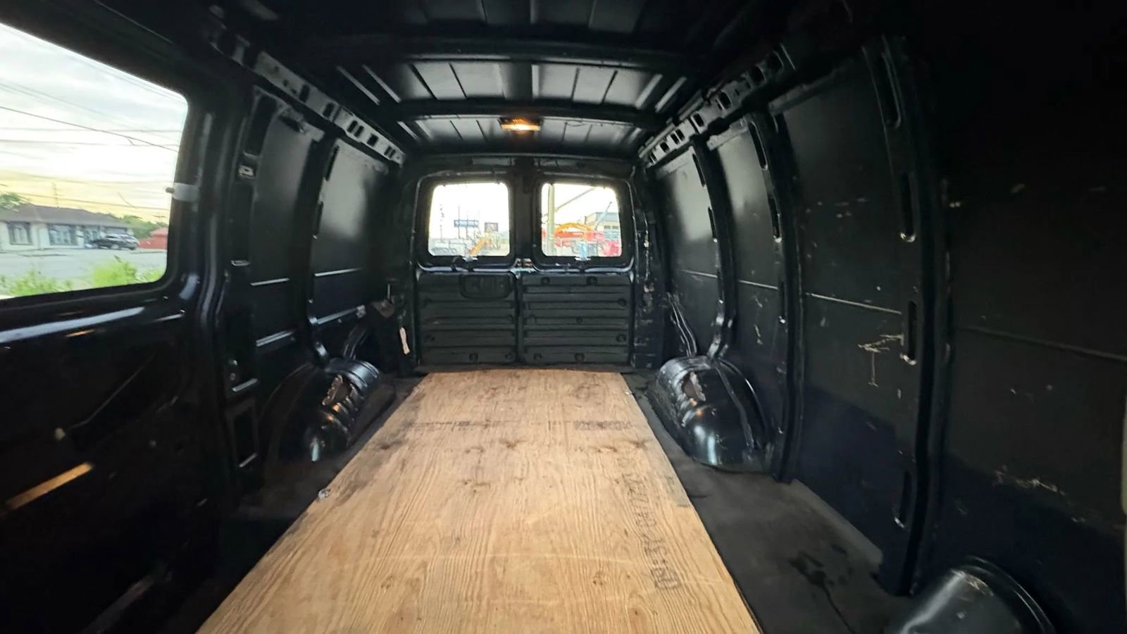 Used 2013 Chevrolet Express 1500 w/ Power Package image 11