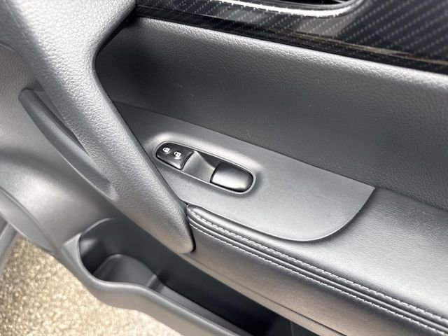 Used 2018 Nissan Rogue SL image 18