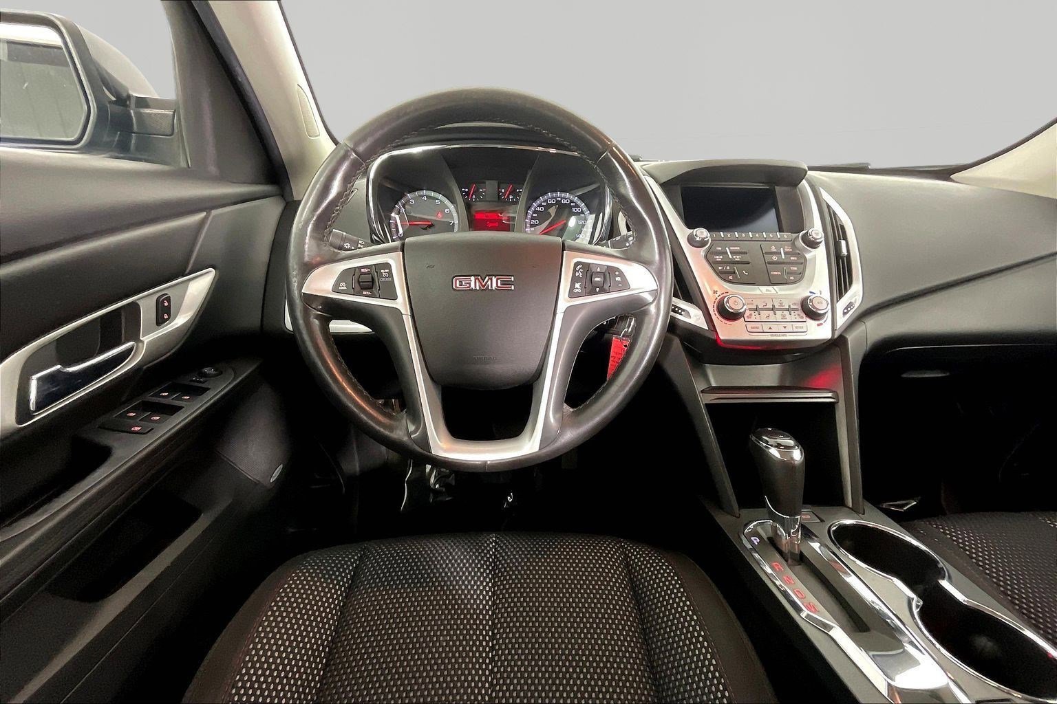 Used 2017 GMC Terrain SLE w/ Convenience Package FWD image 8