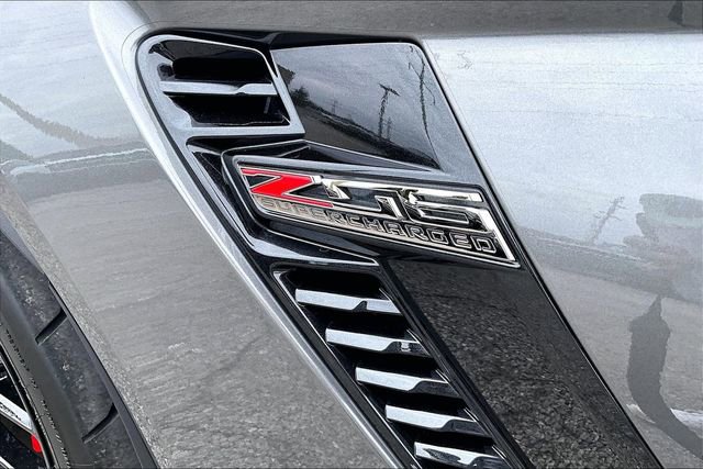 Used 2015 Chevrolet Corvette Z06 w/ 2LZ Preferred Equipment Group image 21