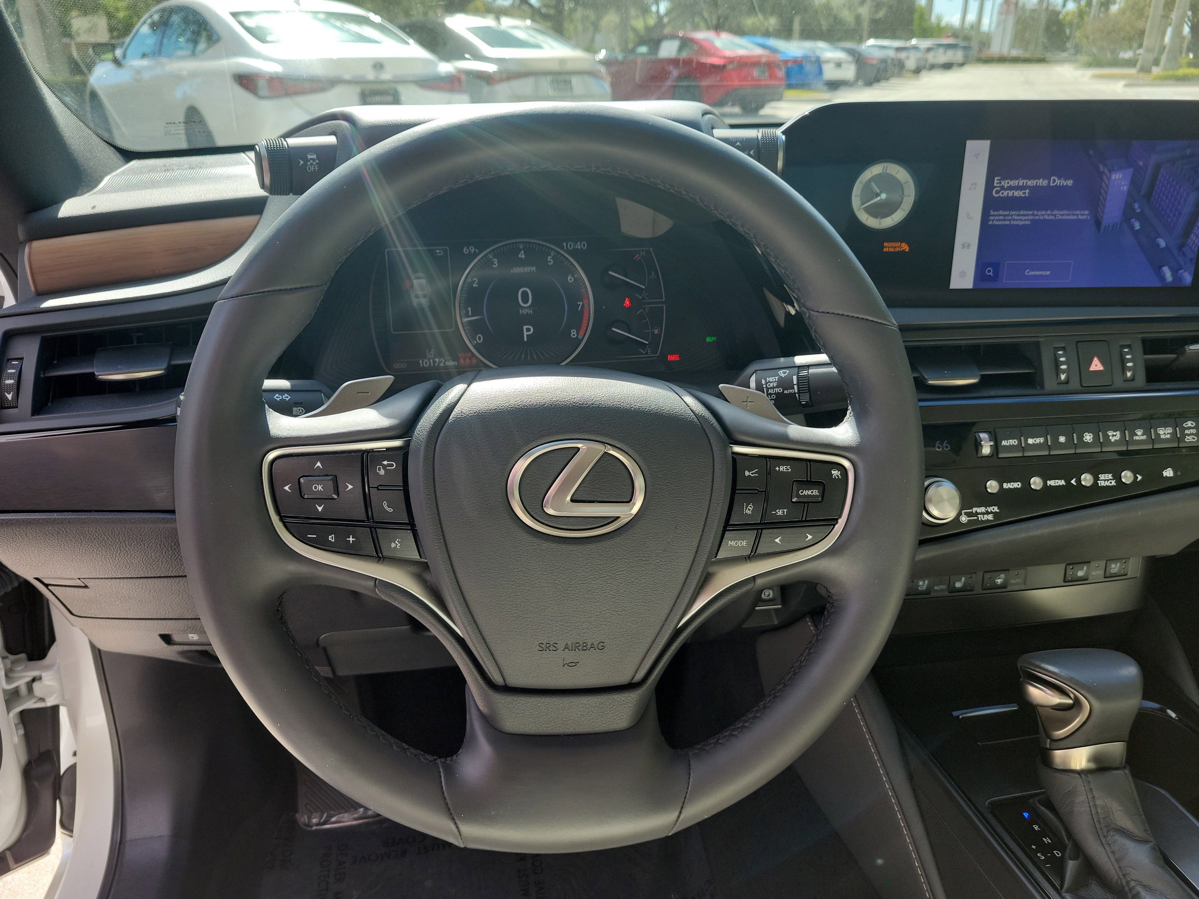 Used 2024 Lexus ES 250 w/ Premium Package image 24