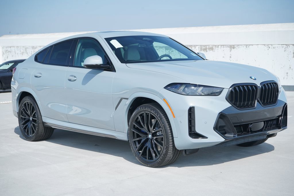 New 2026 BMW X6 xDrive40i w/ Climate Comfort Package image 3