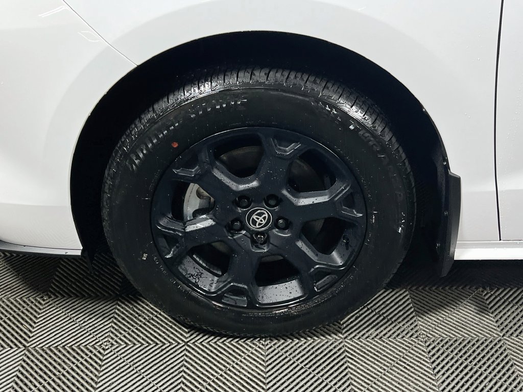 New 2026 Toyota Sienna XLE Woodland Edition AWD/4WD image 22