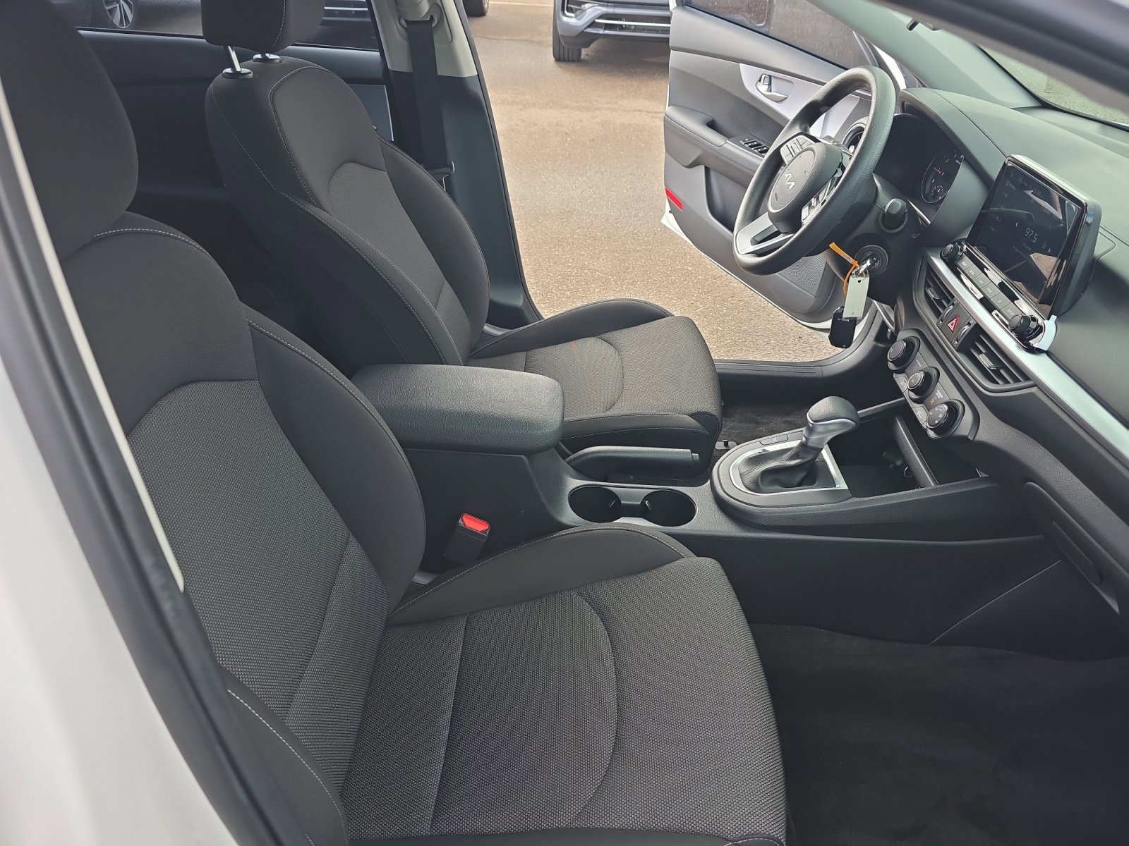 Used 2024 Kia Forte LXS image 19