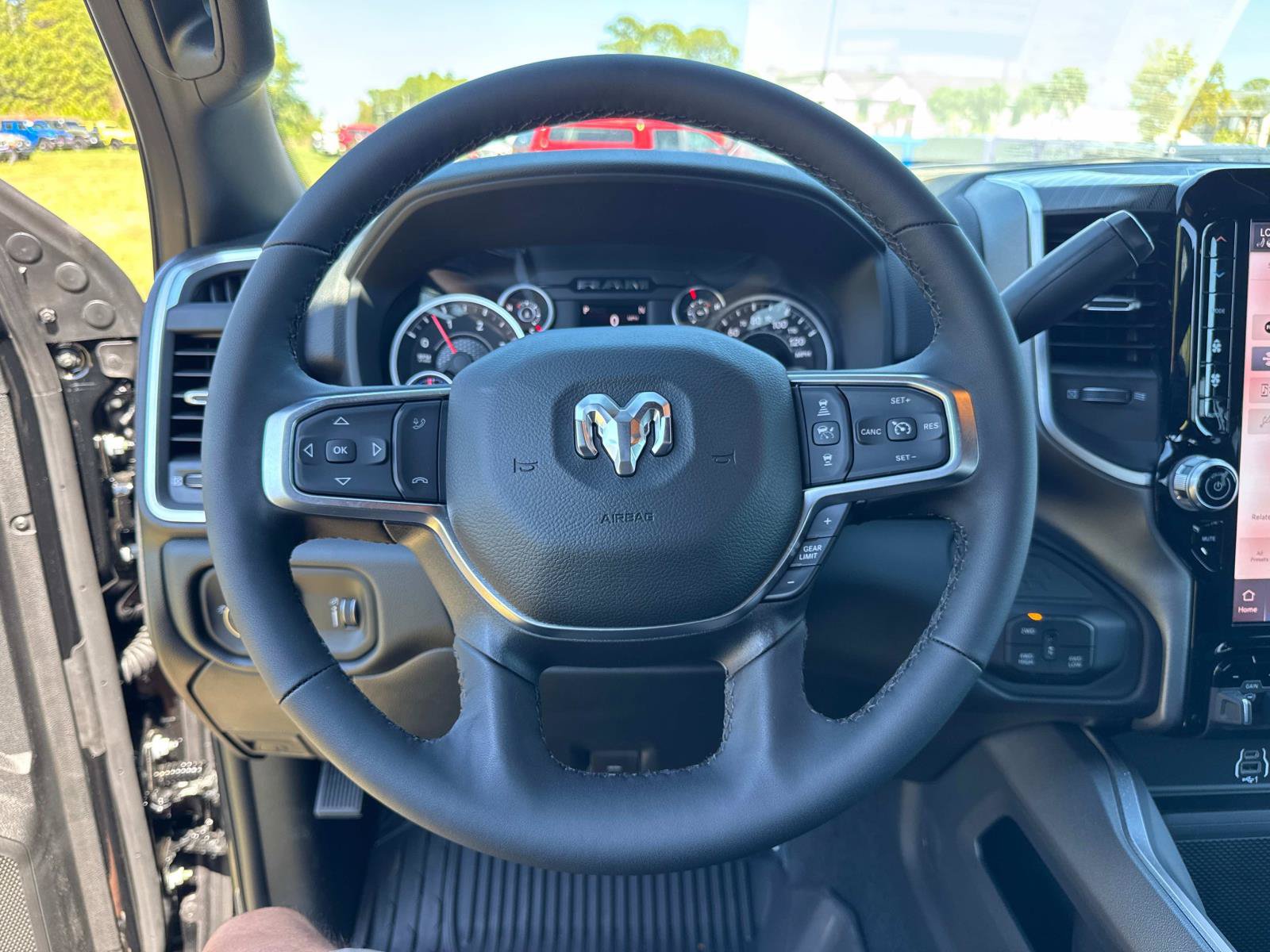 New 2026 RAM 2500 Big Horn AWD/4WD image 28