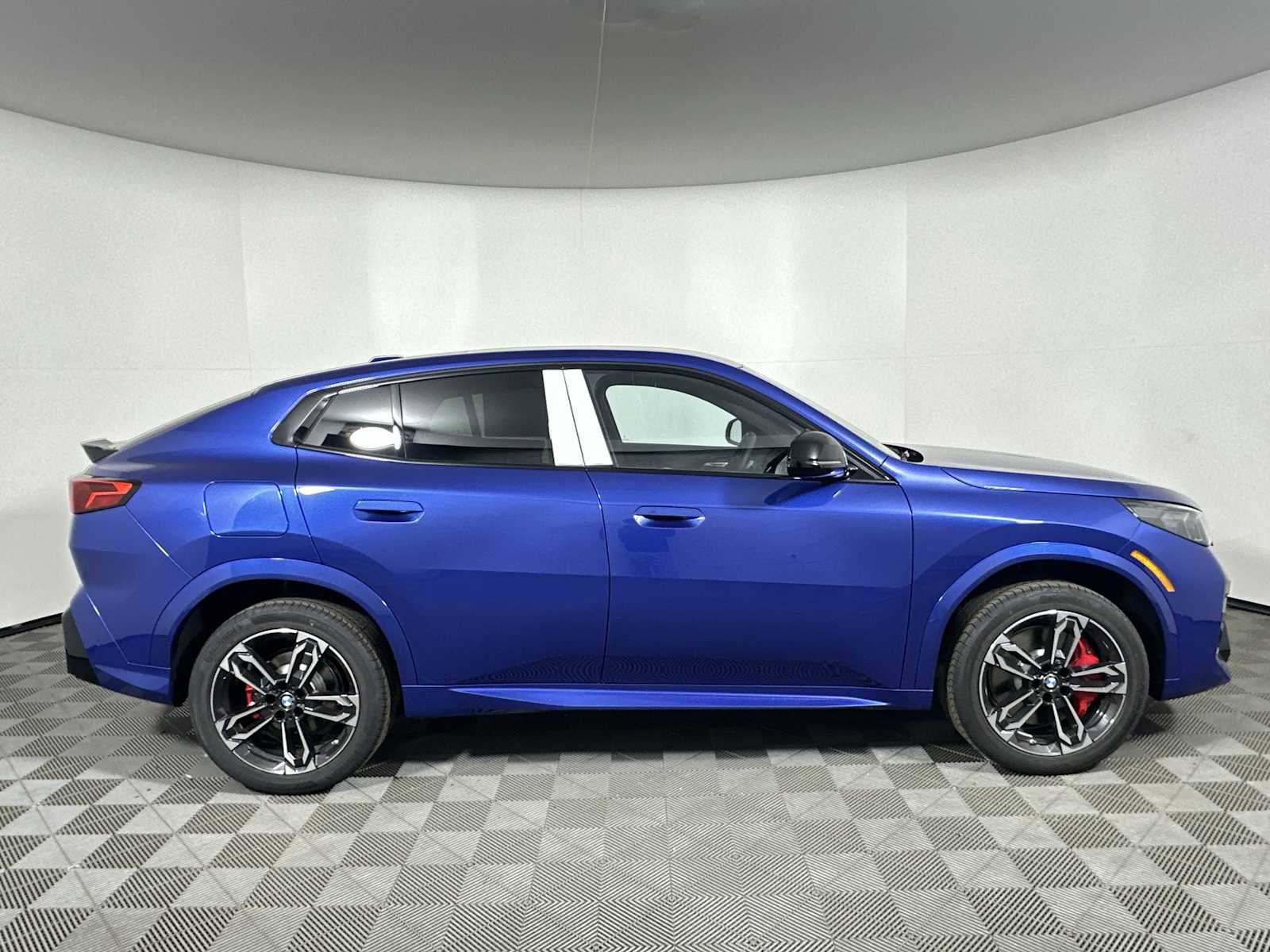 New 2026 BMW X2 xDrive28i w/ M Sport Package image 8