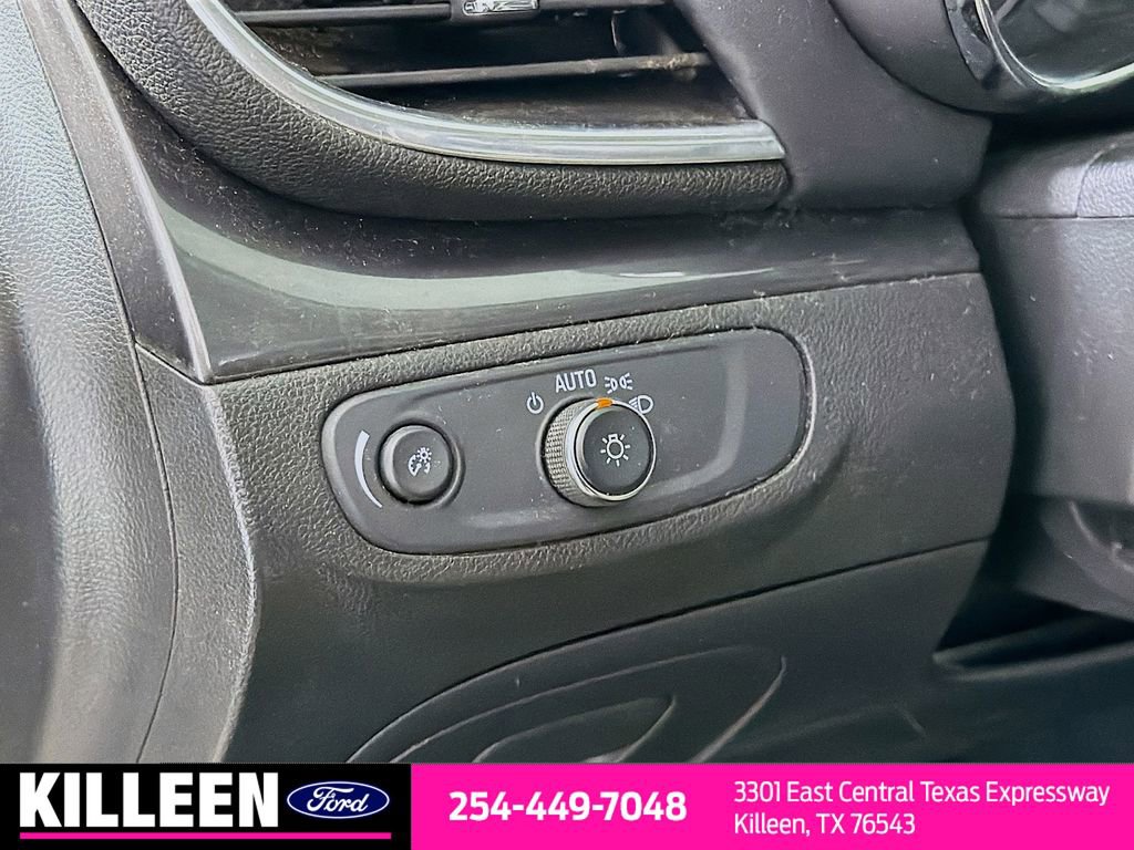 Used 2020 Buick Encore Preferred w/ Safety Package FWD image 8