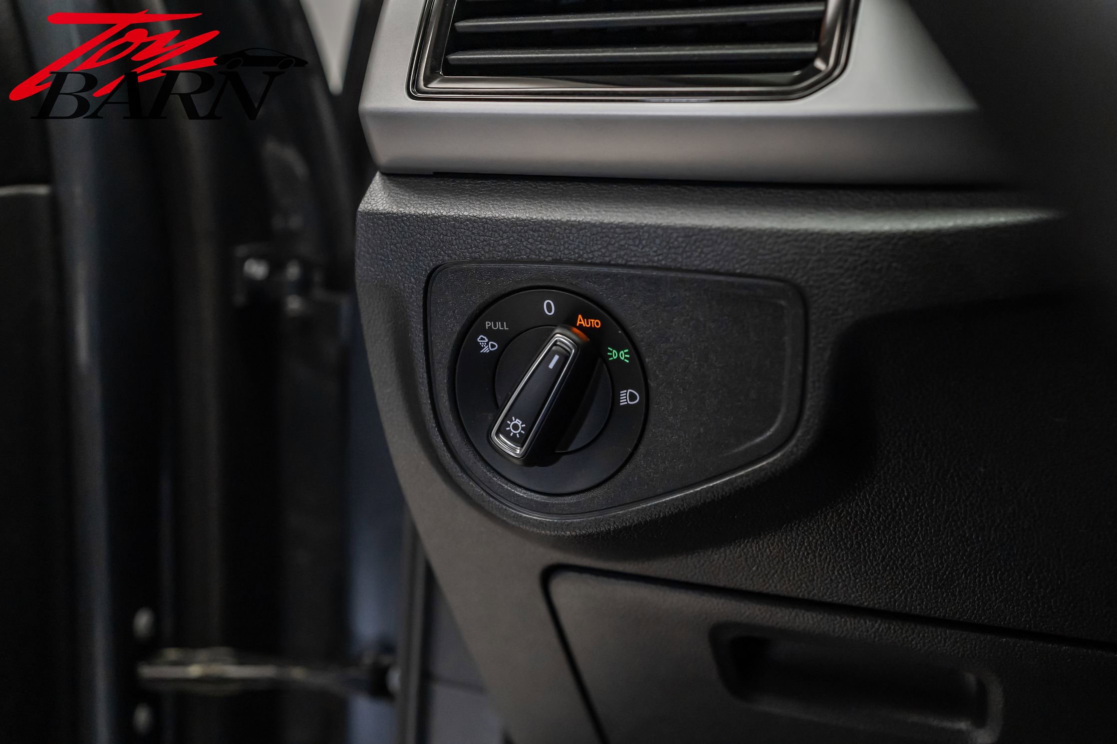 Used 2022 Volkswagen Atlas SE image 26