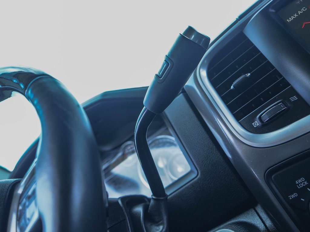 Used 2015 RAM 3500 Laramie Longhorn image 25