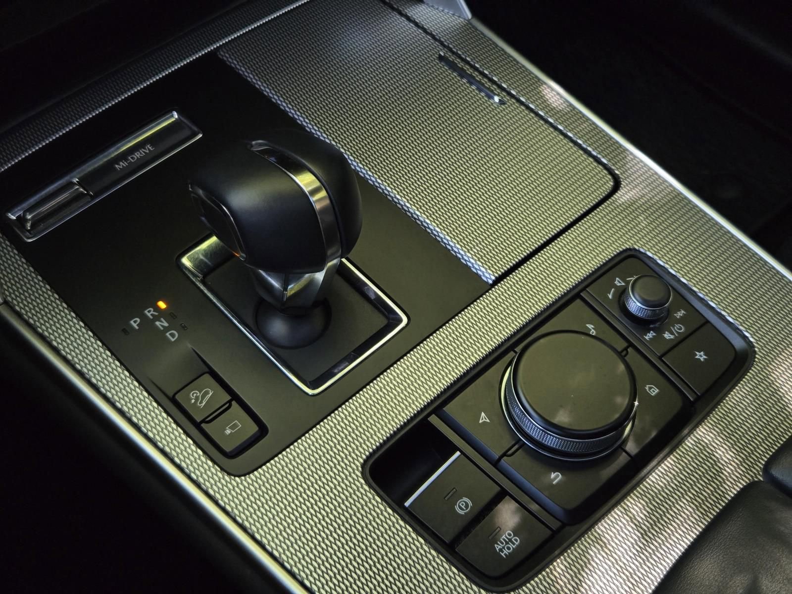 Certified 2025 MAZDA CX-70 3.3 Turbo S w/ Premium Package image 30