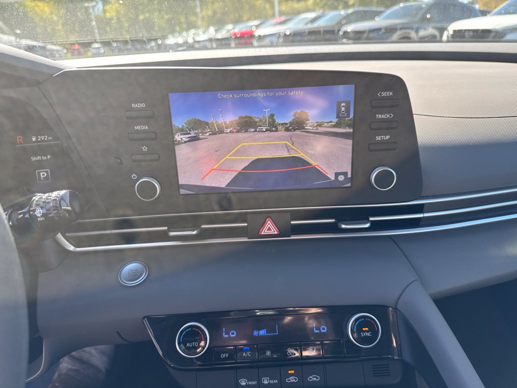 Used 2023 Hyundai Elantra SEL FWD image 29