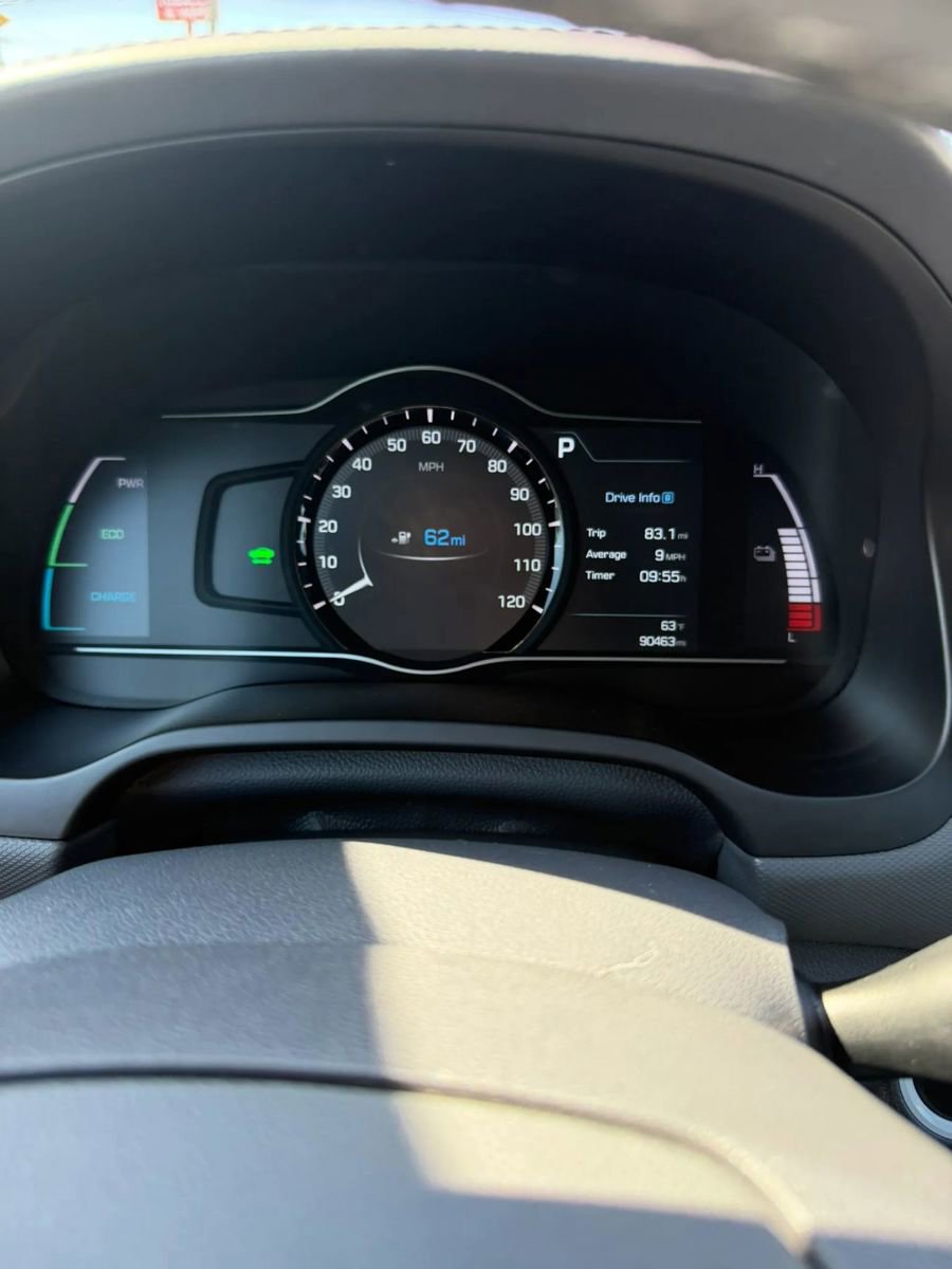 Used 2017 Hyundai Ioniq Limited image 10