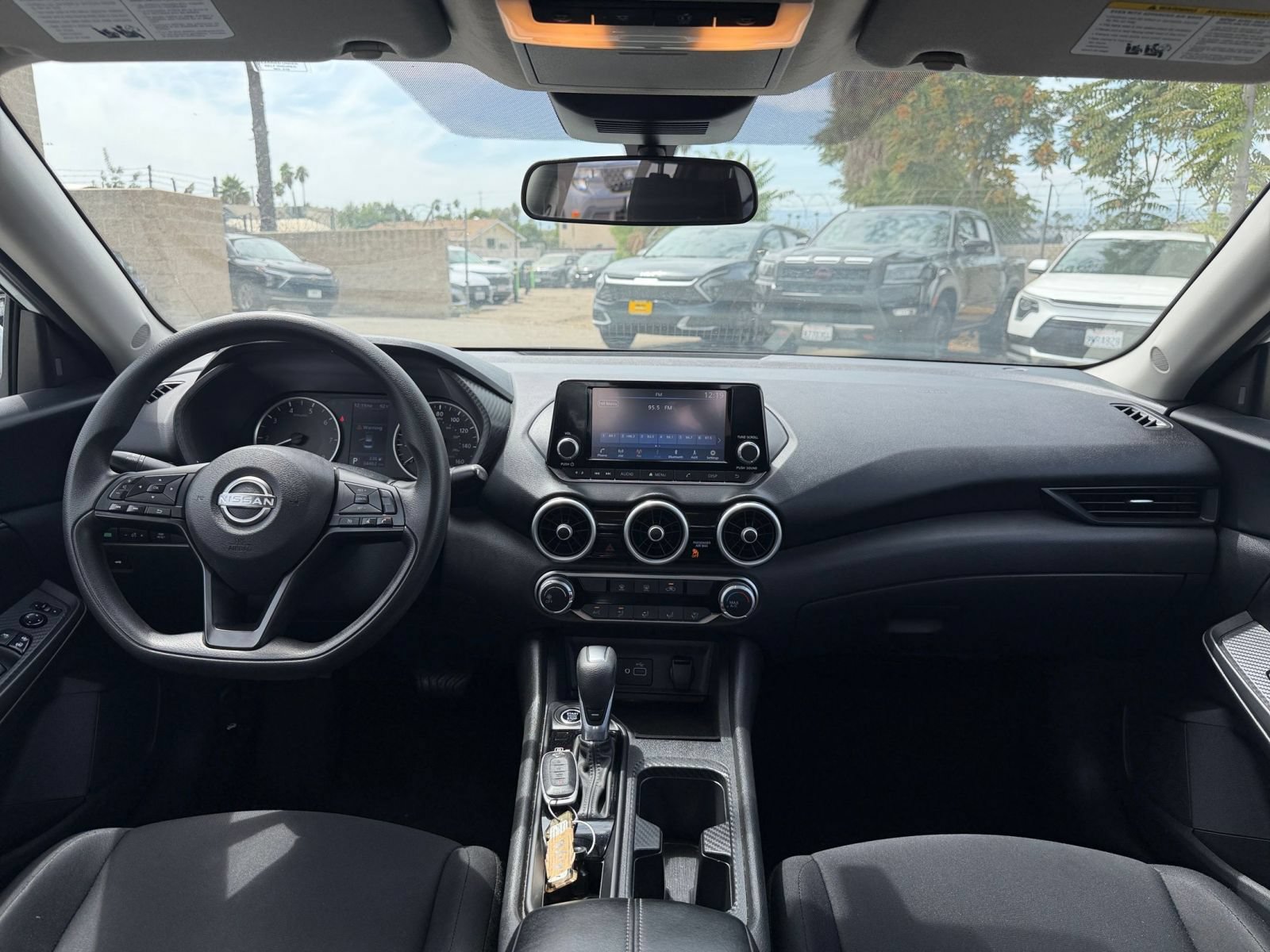 Used 2025 Nissan Sentra S FWD image 30