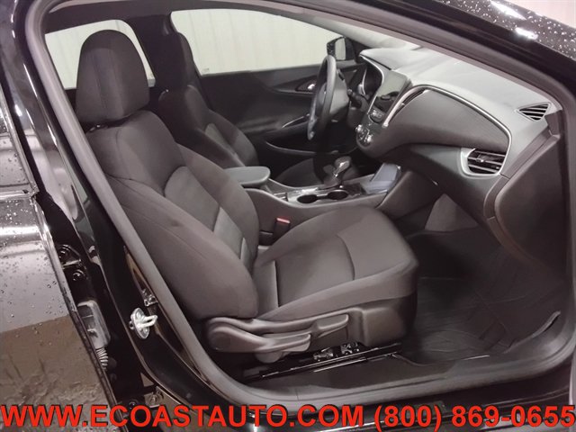 Used 2024 Chevrolet Malibu LS w/ LPO, Floor Liner Package FWD image 14