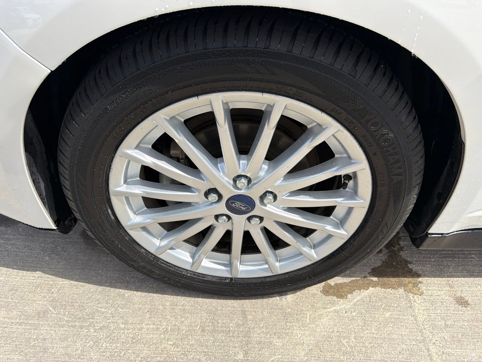 Used 2013 Ford C-MAX SEL FWD image 10