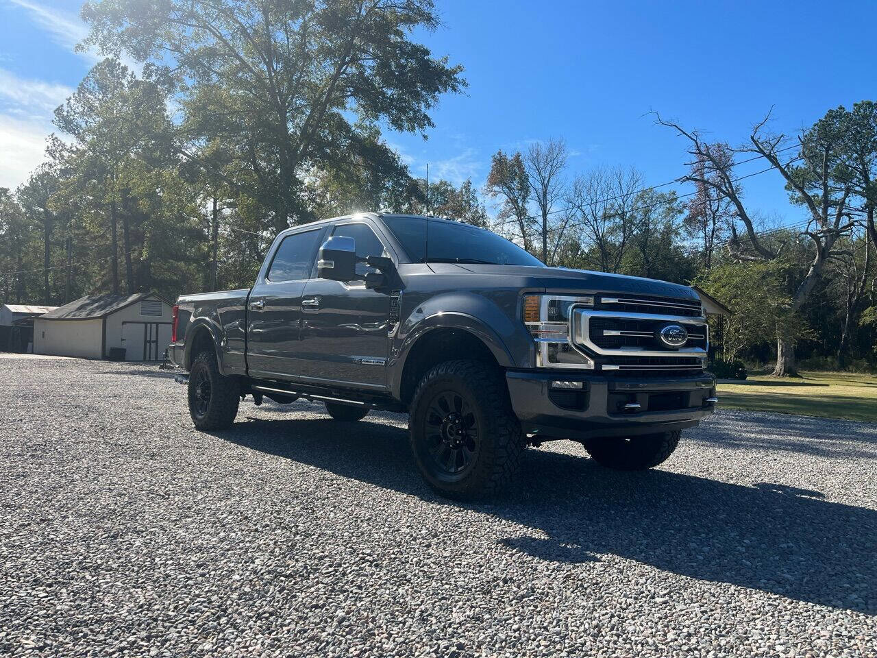 Used 2022 Ford F250 Platinum w/ Tremor Off-Road Package image 5