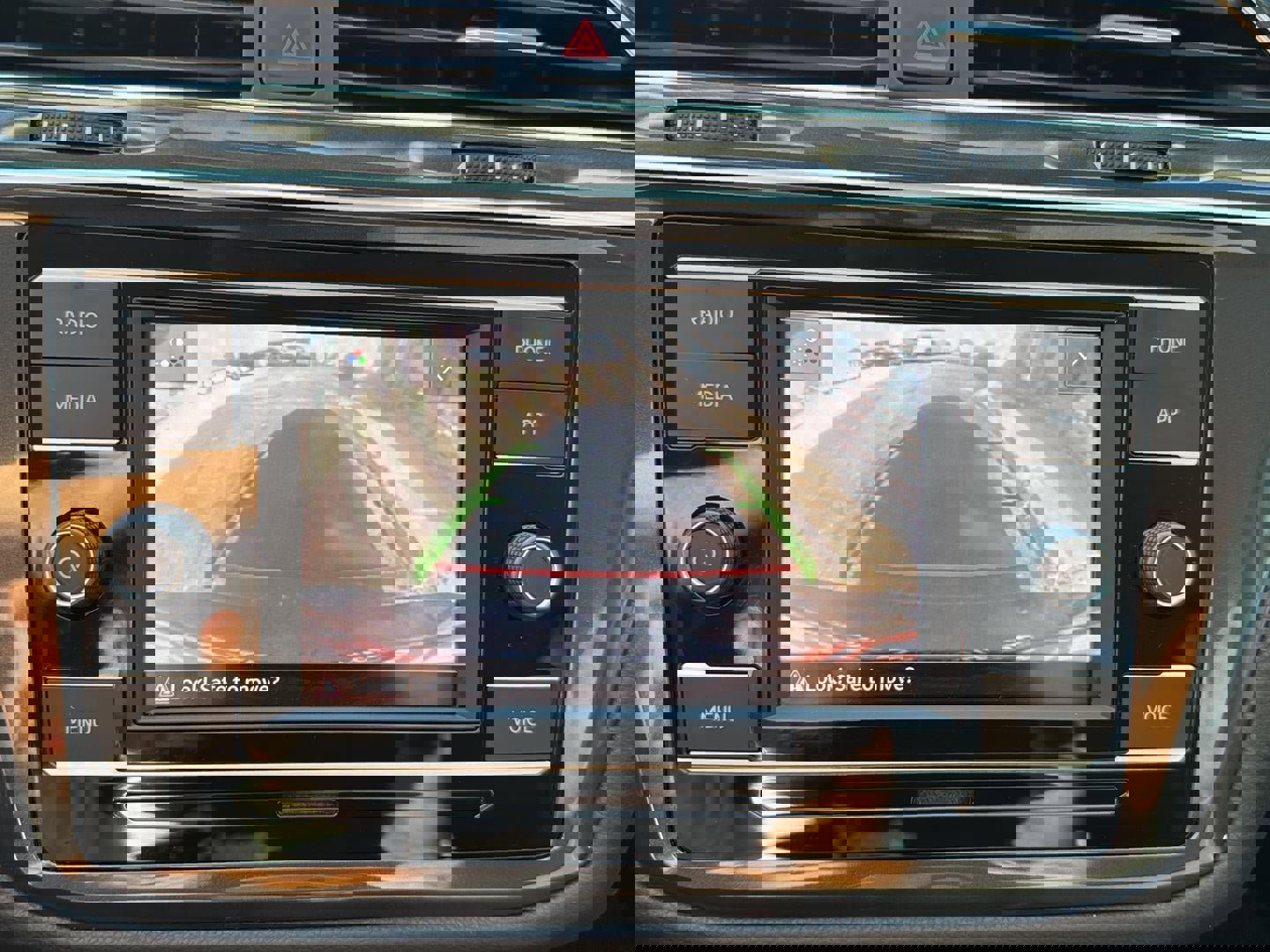 Used 2020 Volkswagen Tiguan S image 14