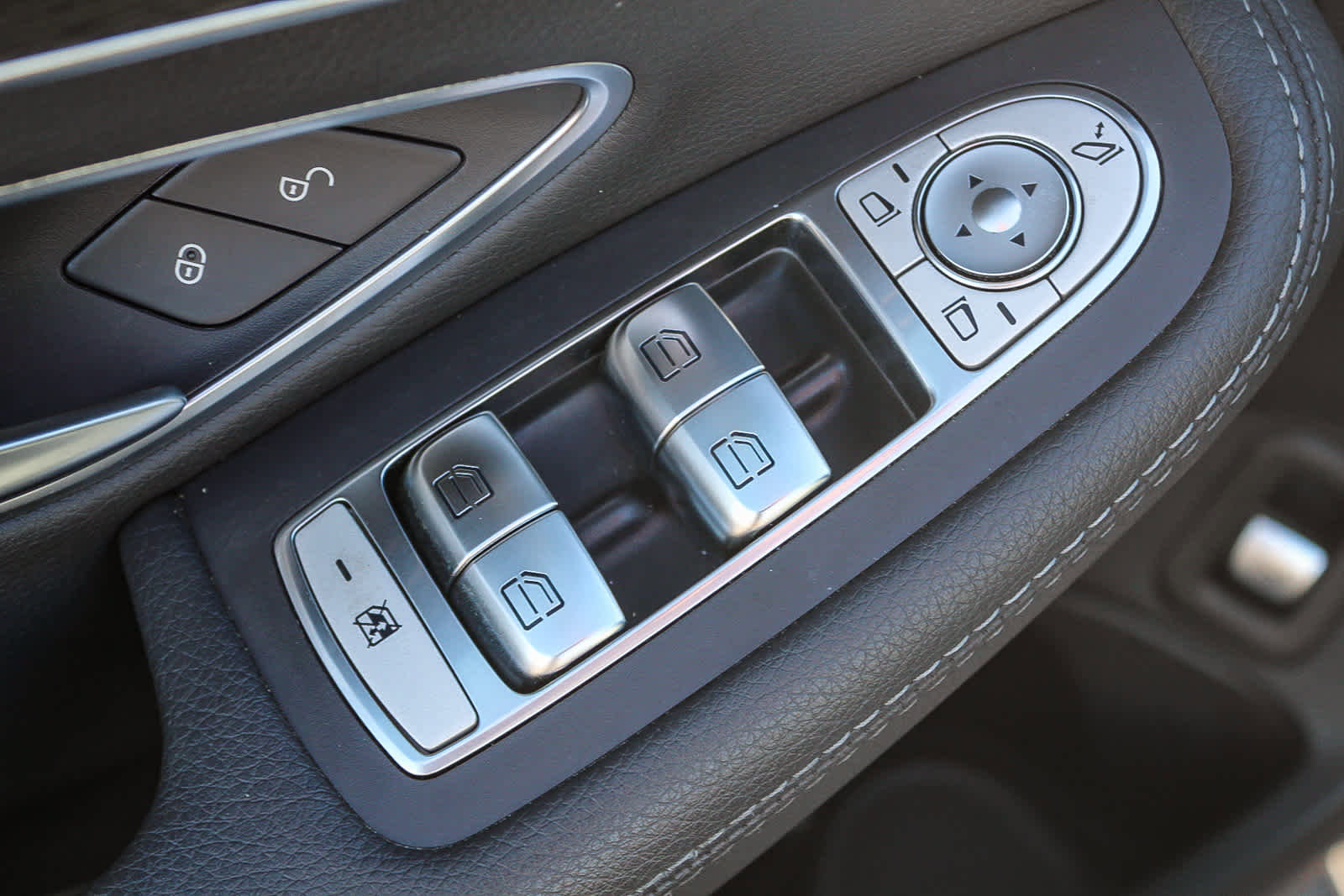 Used 2019 Mercedes-Benz C 300 C 300 image 20