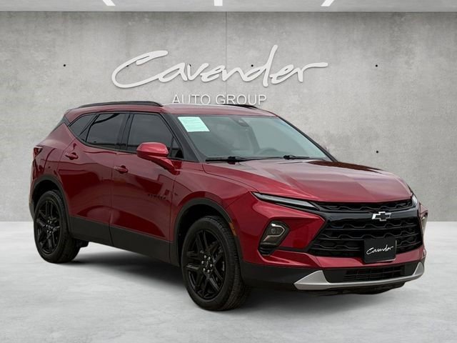 Certified 2024 Chevrolet Blazer LT w/ Convenience Package FWD image 2
