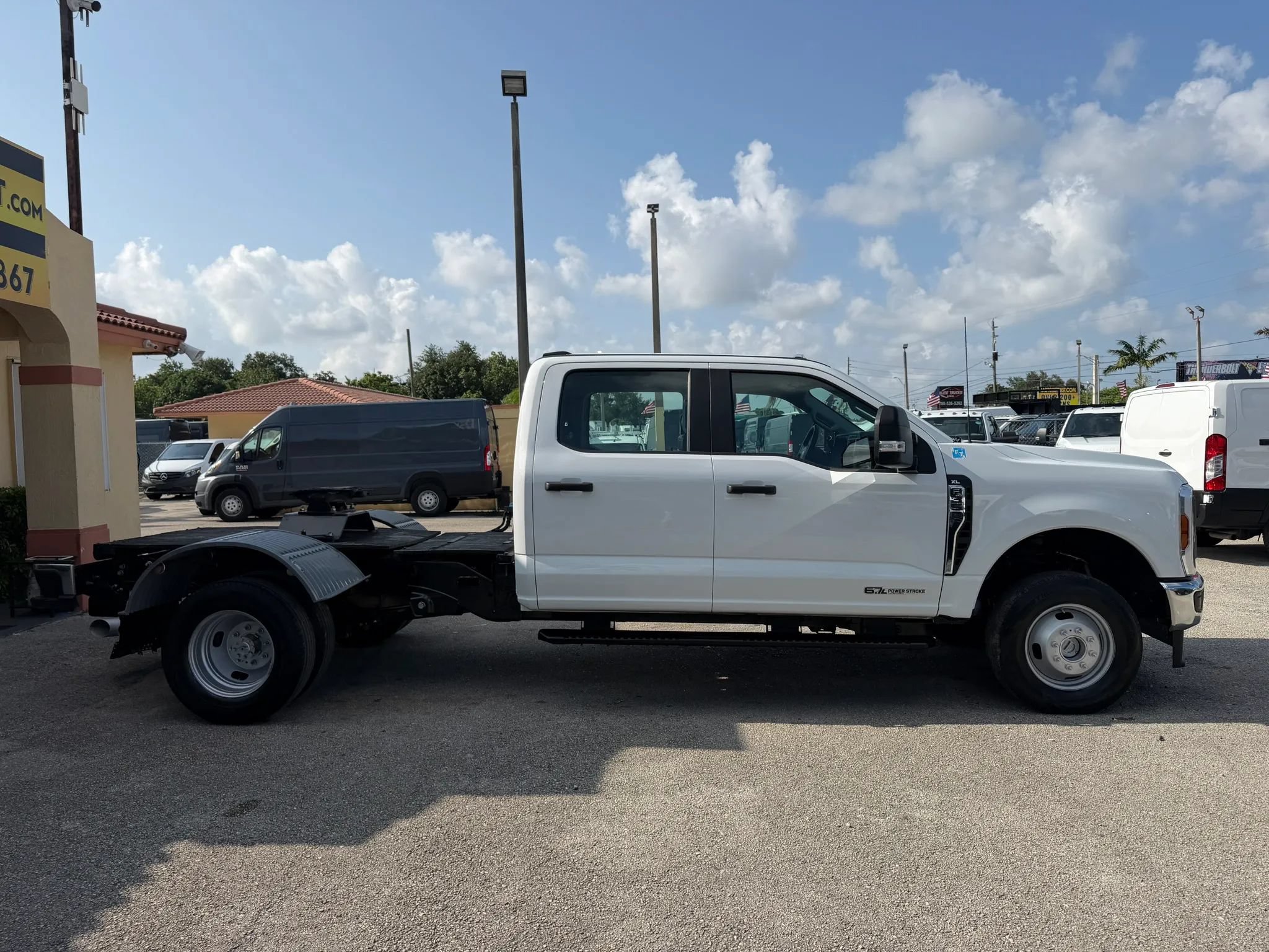 Used 2024 Ford F350 XL AWD/4WD image 6