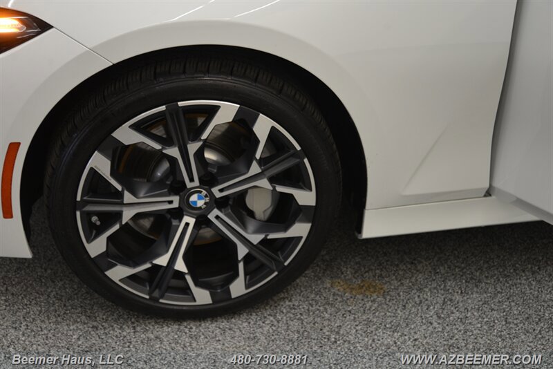 Used 2026 BMW 330i Sedan w/ Convenience Package RWD image 46