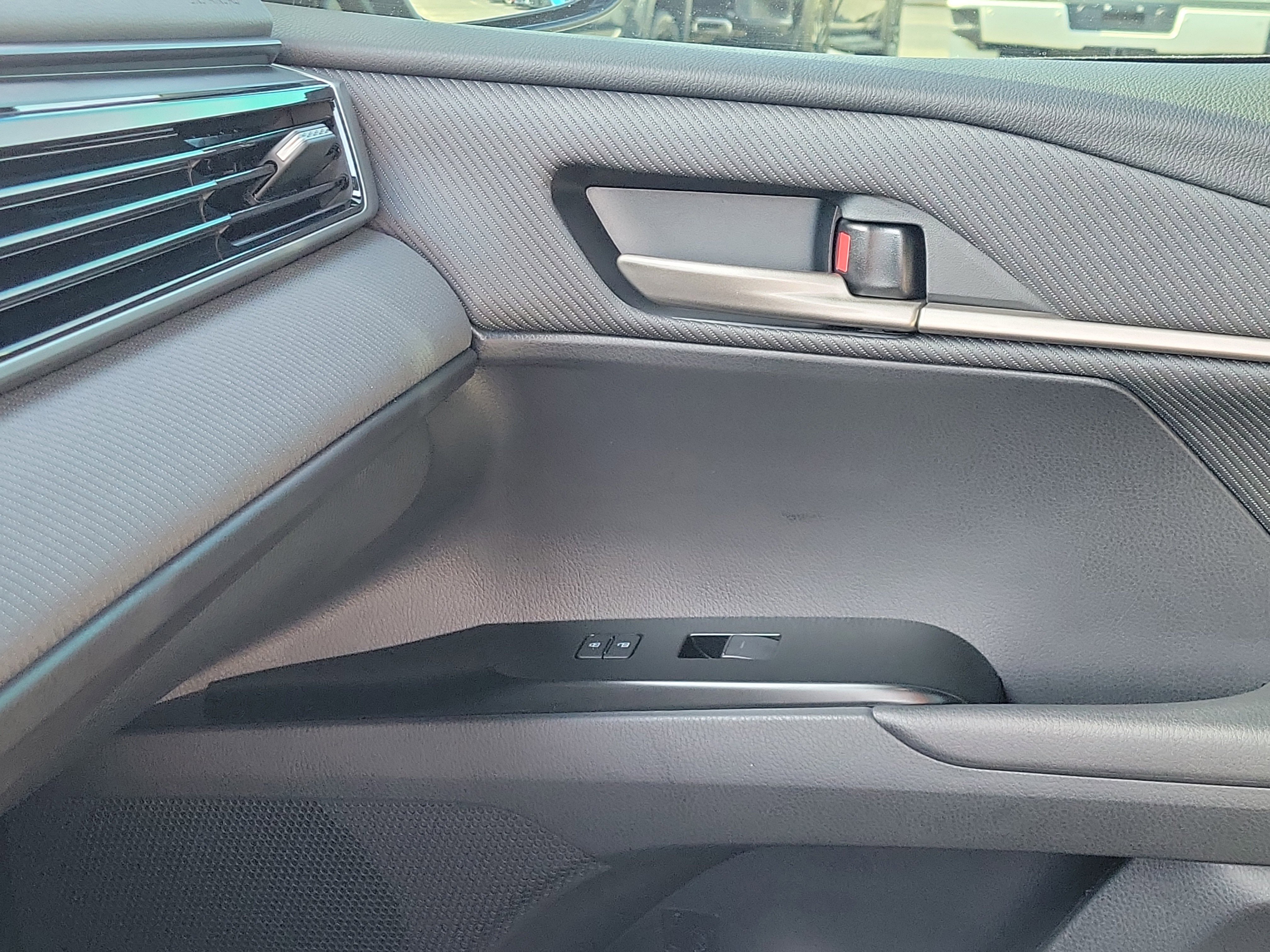 Certified 2026 Toyota Camry LE FWD image 30