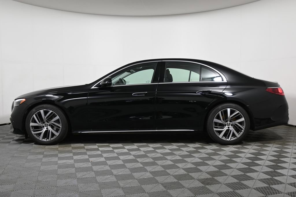 Certified 2025 Mercedes-Benz E 350 4MATIC Sedan image 2