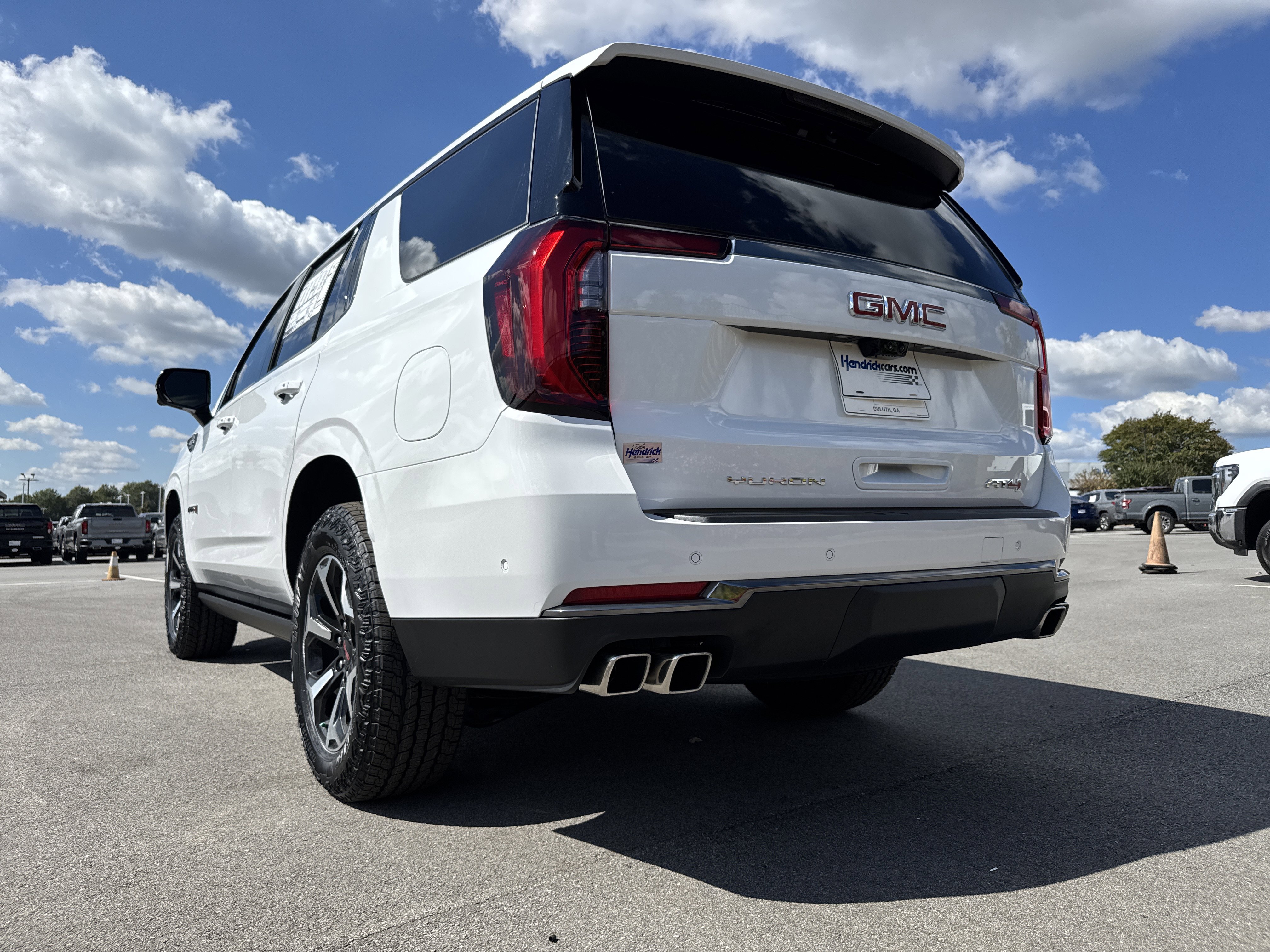 New 2026 GMC Yukon AT4 w/ AT4 Premium Plus Package image 8
