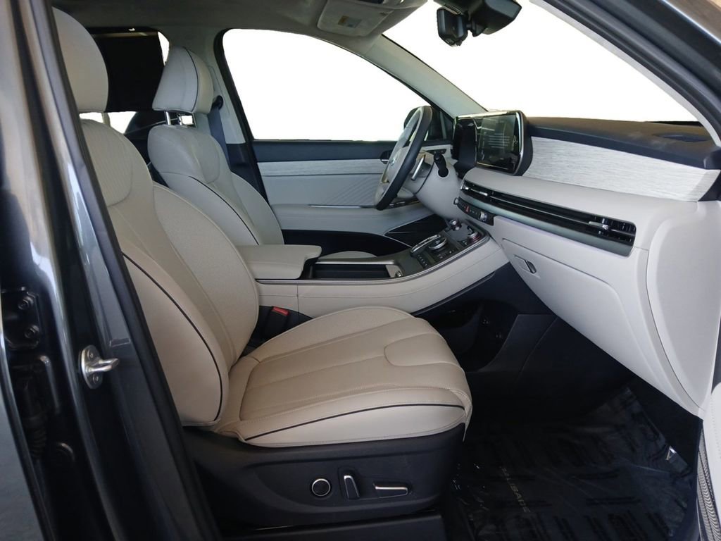Used 2024 Hyundai Palisade Calligraphy FWD image 15